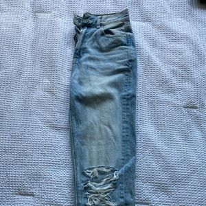 American Eagle Mom Jean